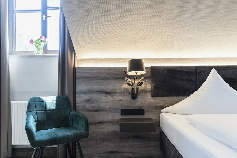 Фото Hotel Demas Unterhaching