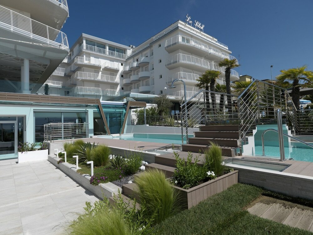 Фото Hotel Le Soleil