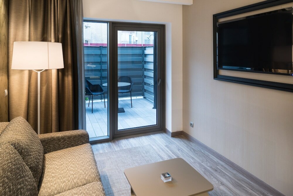 Фото Catalonia Square