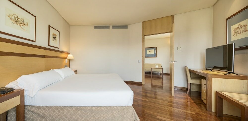 Фото Hotel Ilunion Alcalá Norte