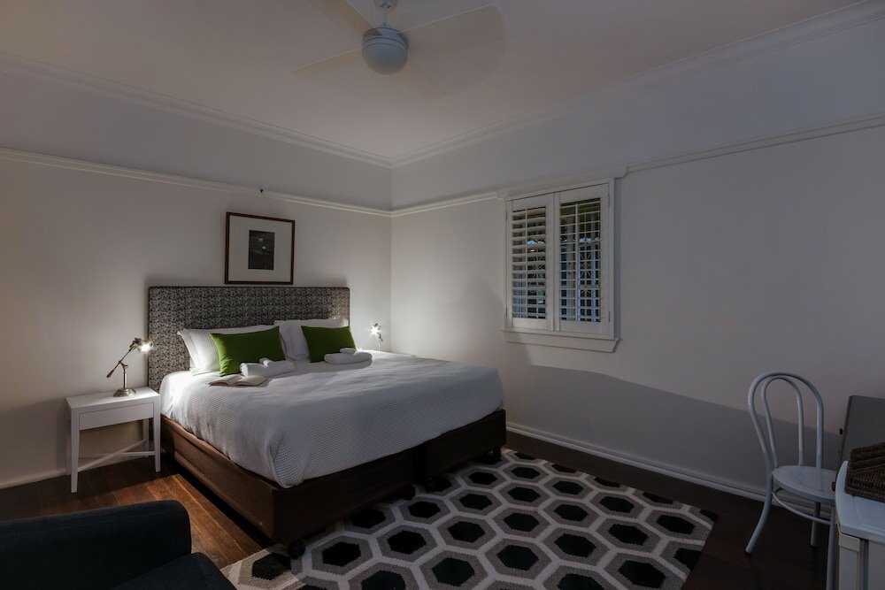 Фото Edward Lodge Bed & Breakfast