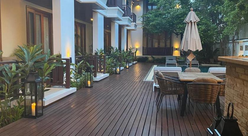 Фото Athena Hotel