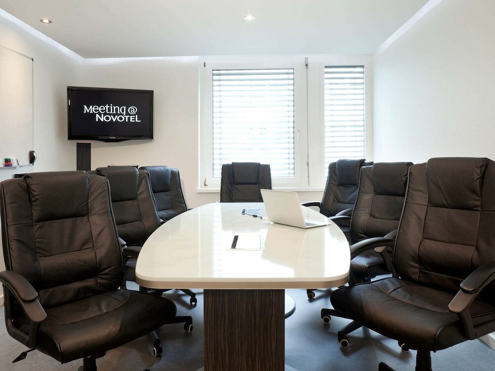 Фото Novotel Zurich Airport Messe