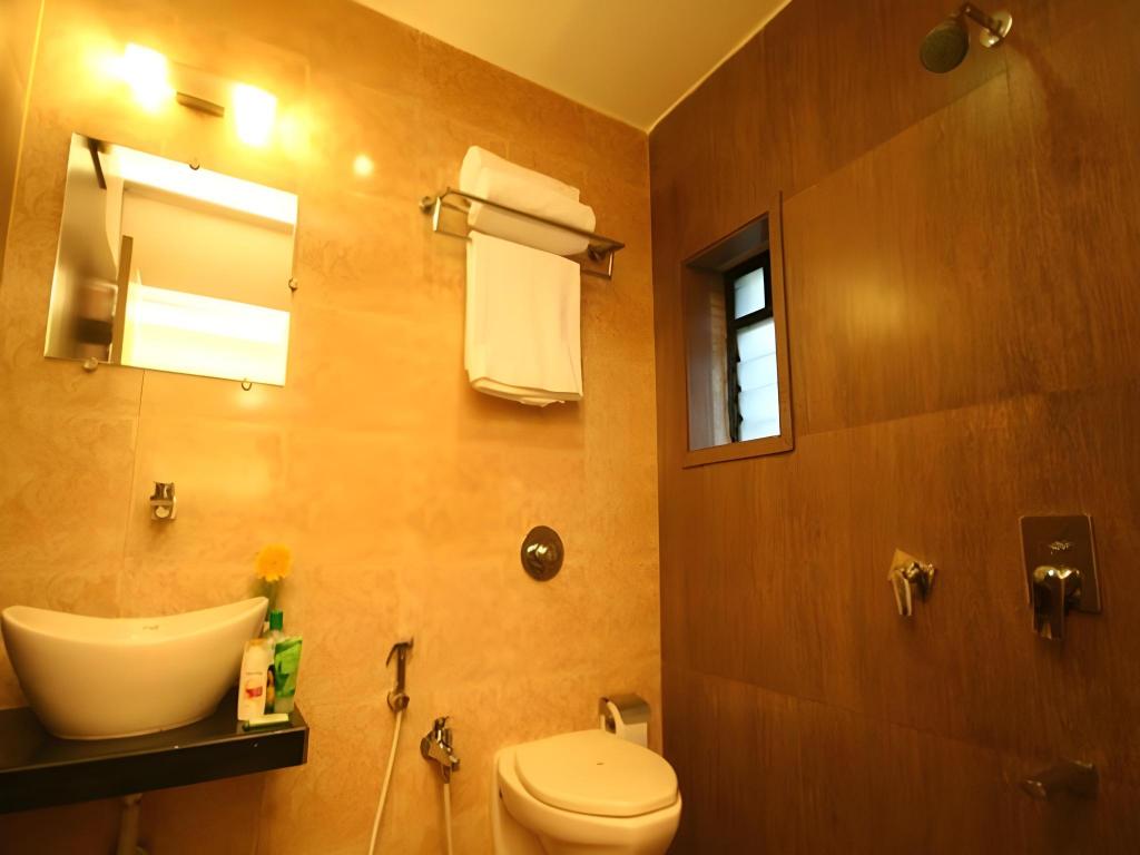 Фото Hotel Ratna Palace Residency