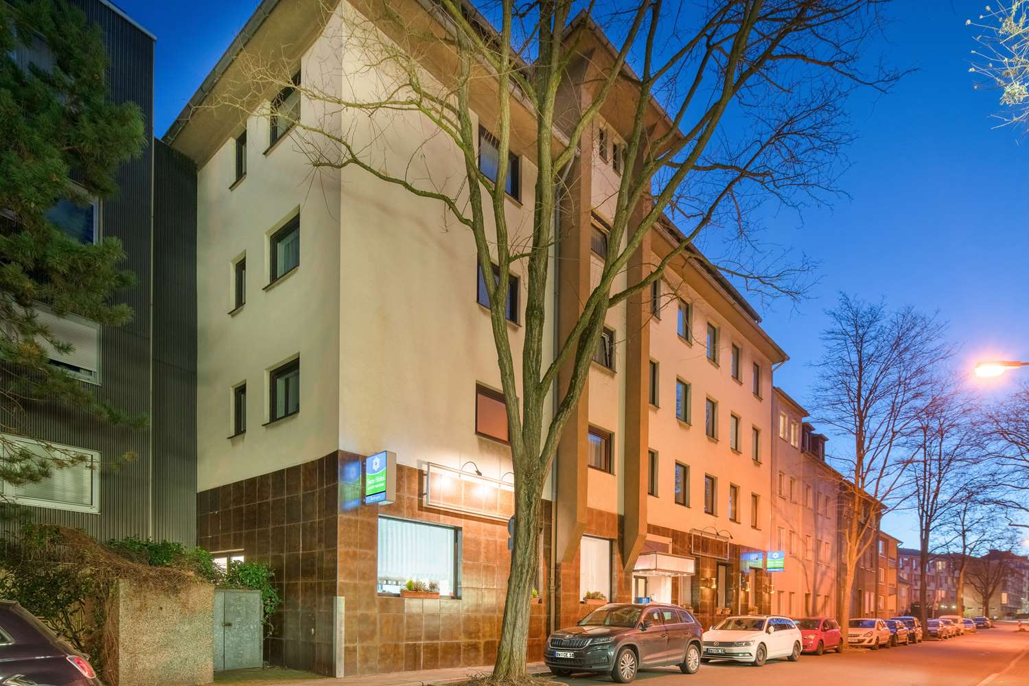 Фото отеля 1