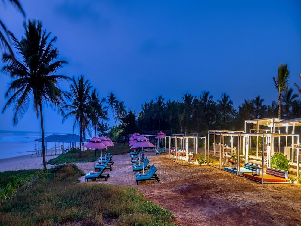 Фото Azaya Beach Resort Goa