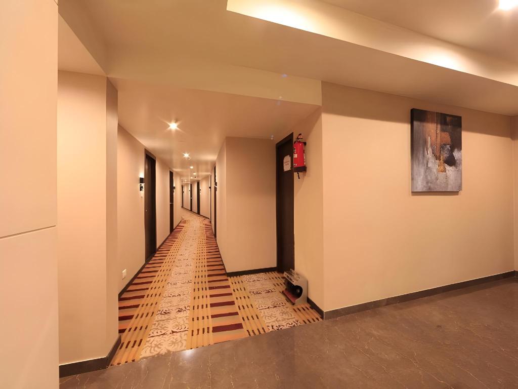 Фото Hotel Regalia Tirupati