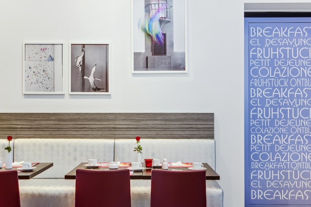 Фото IntercityHotel Enschede