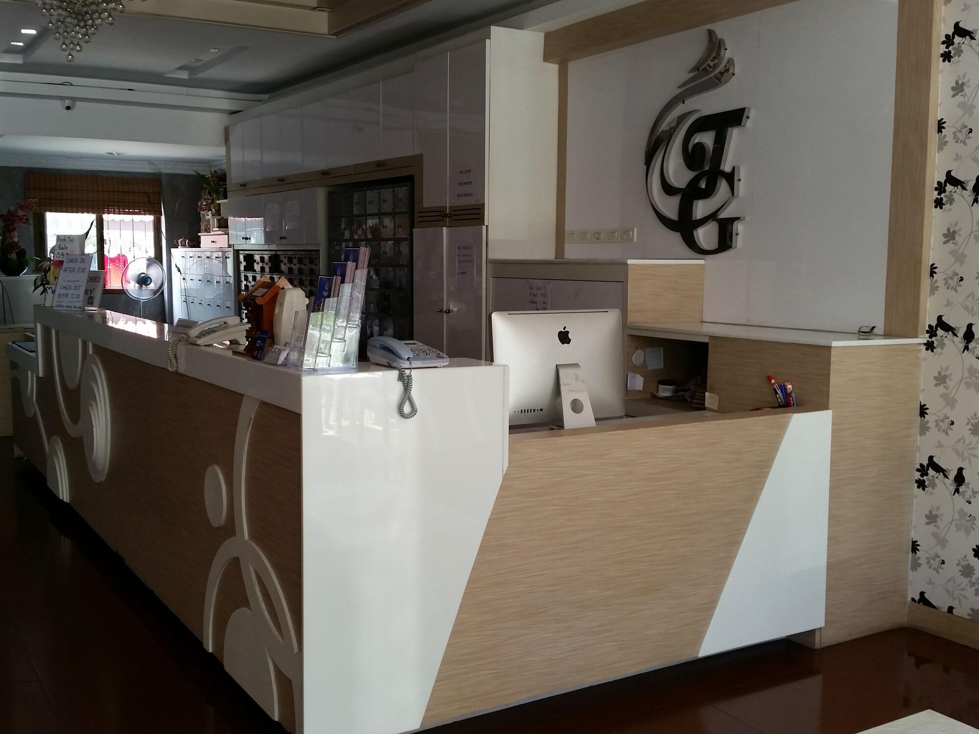 Фото Tassanee Garden Lodge