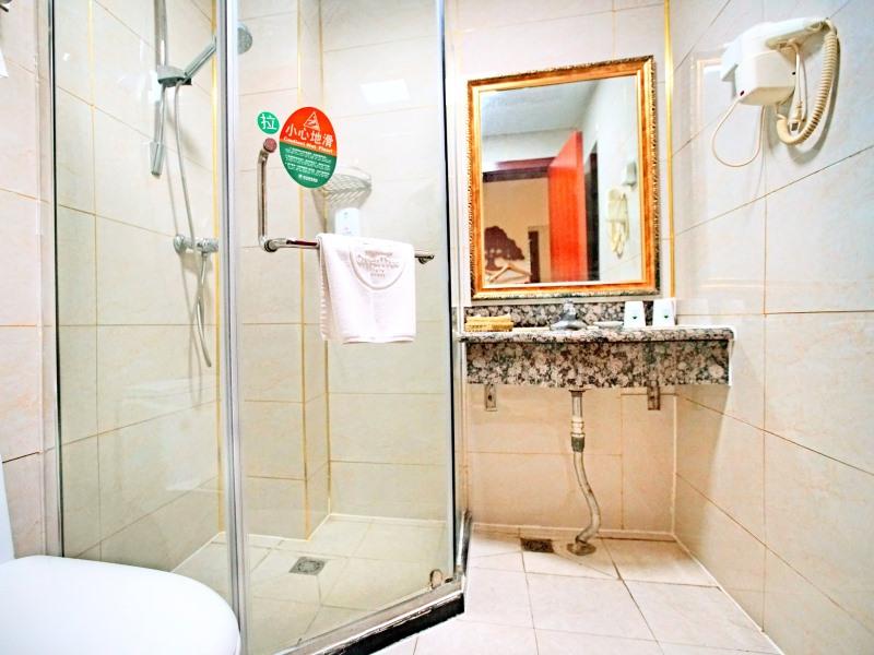 Фото GreenTree Inn JiNan Bus Terminal Station Express Hotel