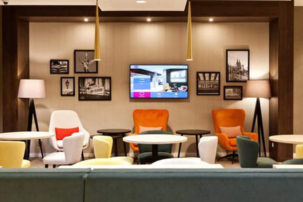 Фото Hampton by Hilton Berlin City East Side Gallery