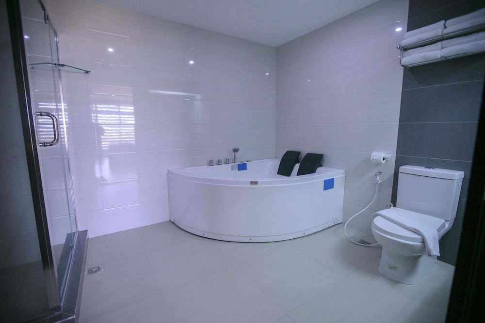 Фото La Maja Rica Hotel