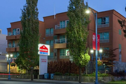 Внешний вид отеля SureStay by Best Western Richmond Vancouver Airport в Ричмонде, фото 3