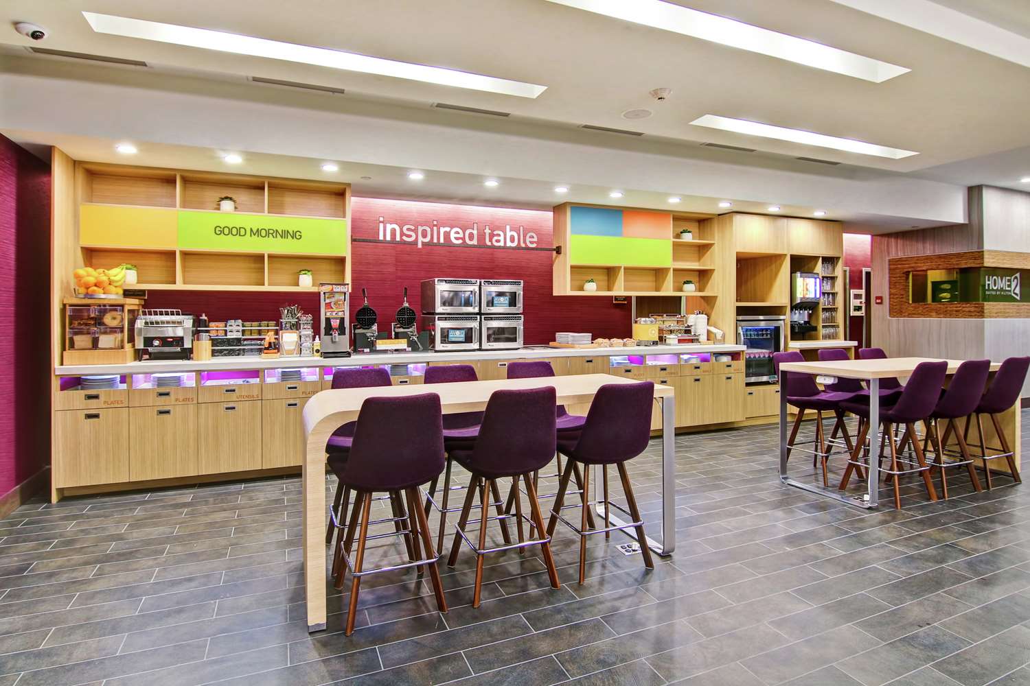 Фото Home2 Suites by Hilton Edmonton South