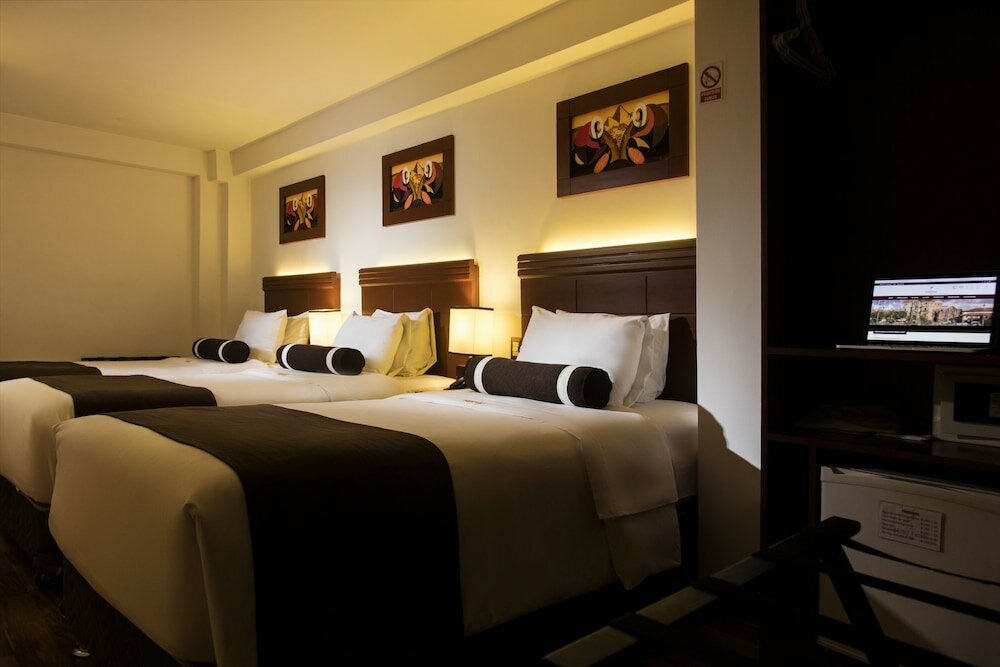 Фото отеля 2