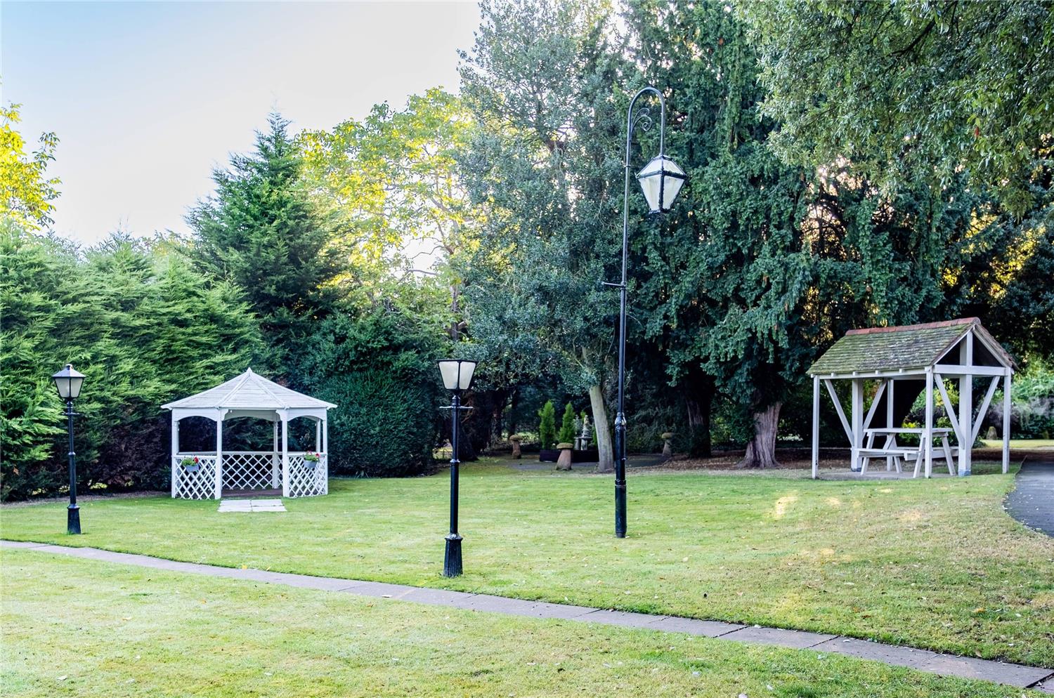 Фото The Charlecote Pheasant Hotel