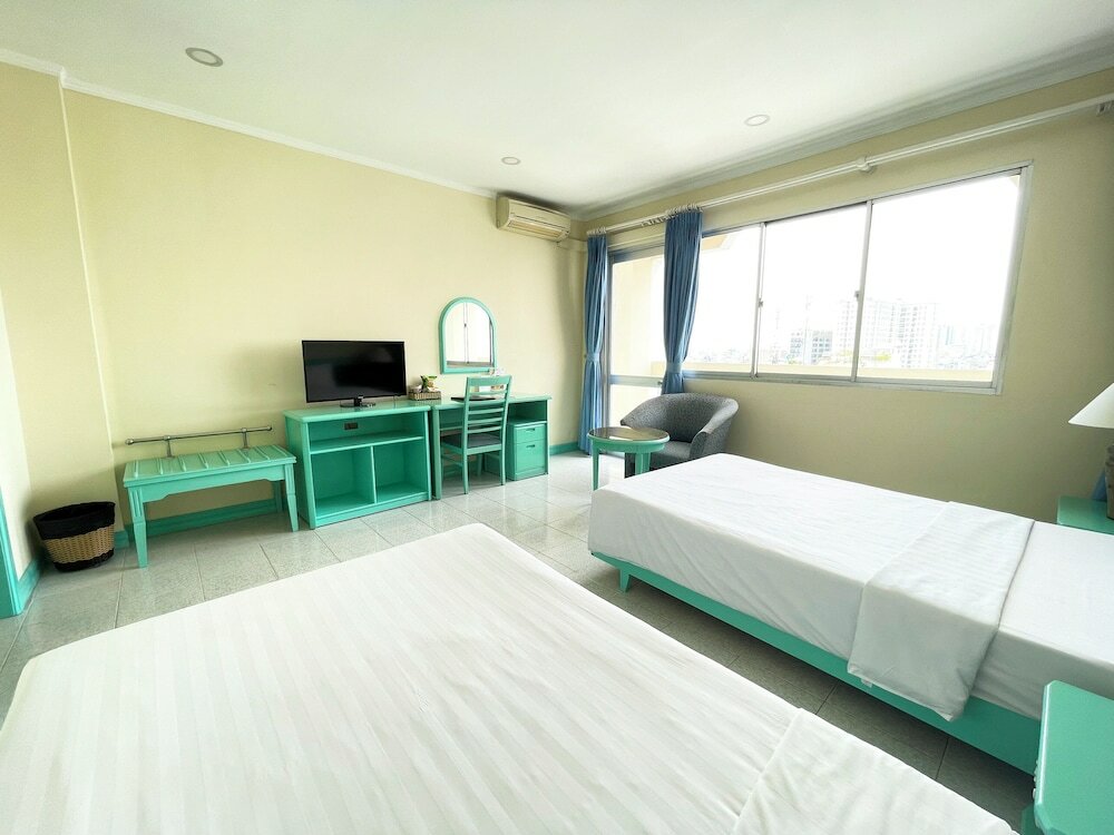 Фото Bat Dat Hotel