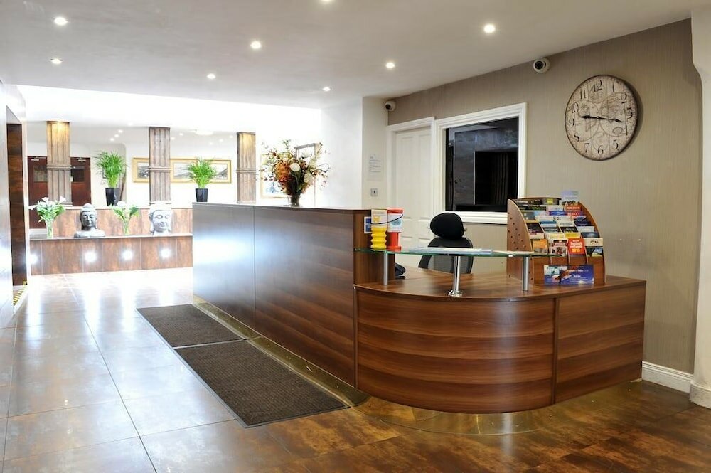 Фото отеля 2