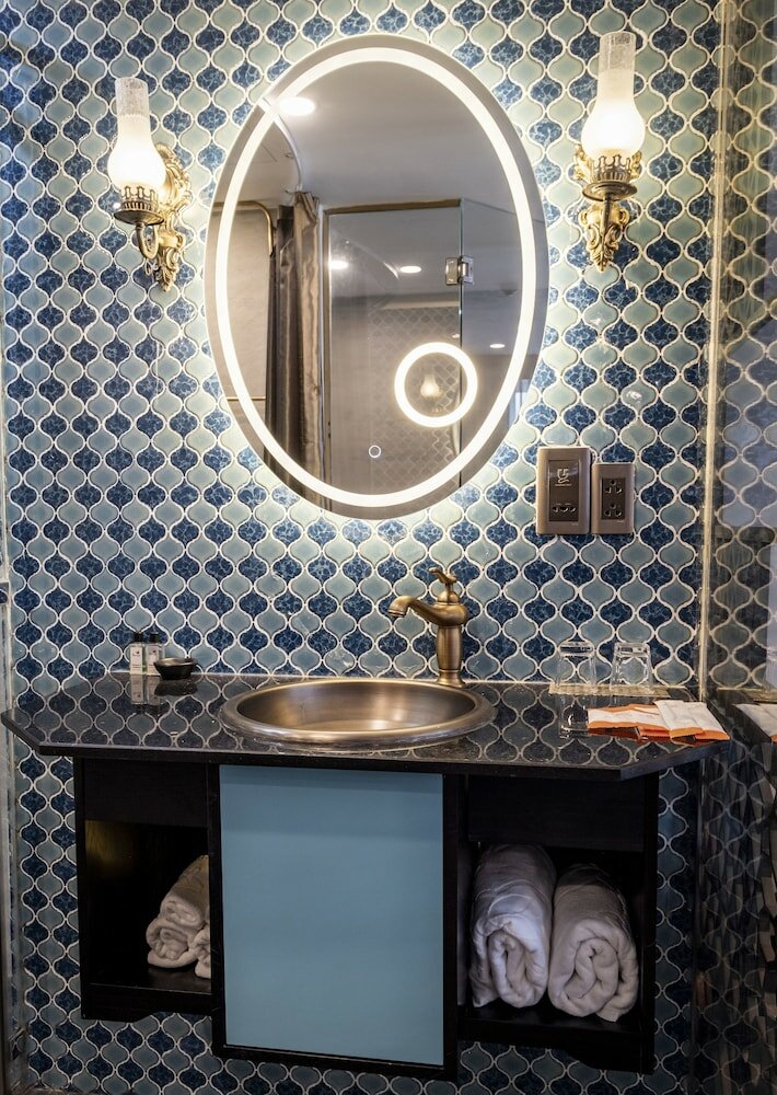 Фото Sanouva Saigon Hotel