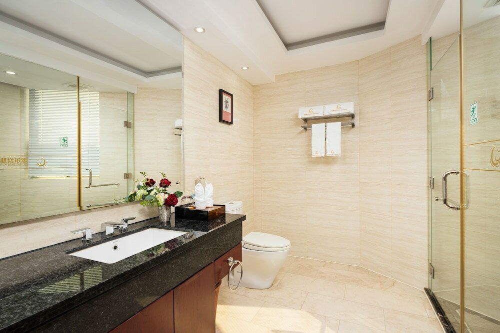 Фото Guangzhou Gorgeous Hotel