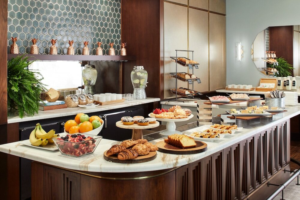 Фото The Ambrose Hotel