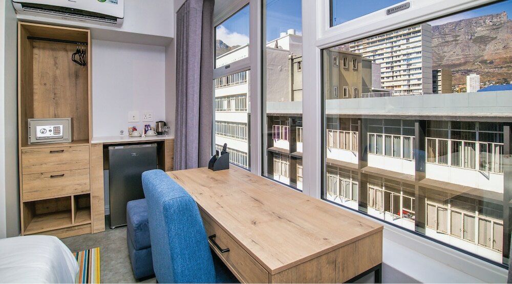 Фото Parliament Hotel