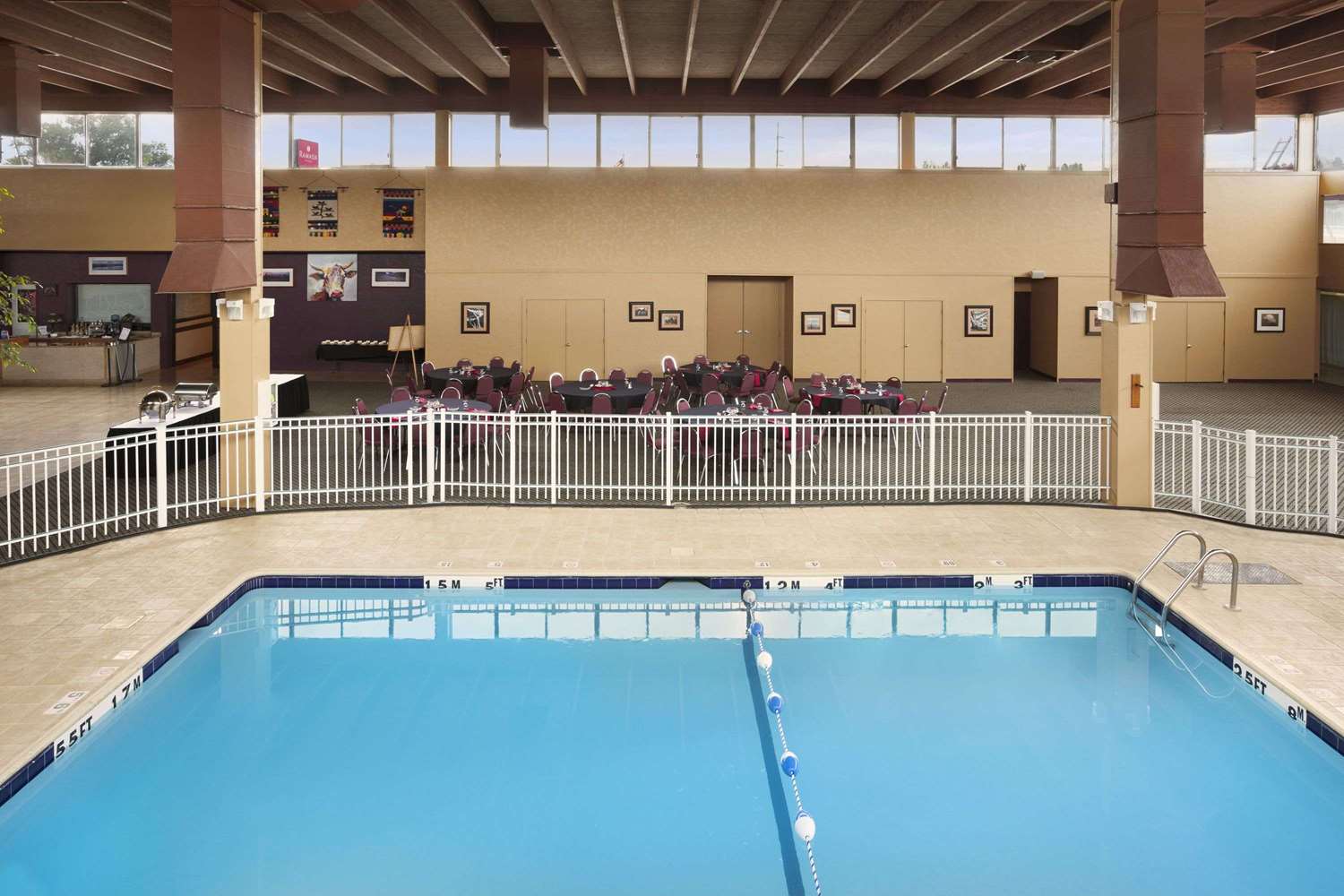 Фото Econo Lodge