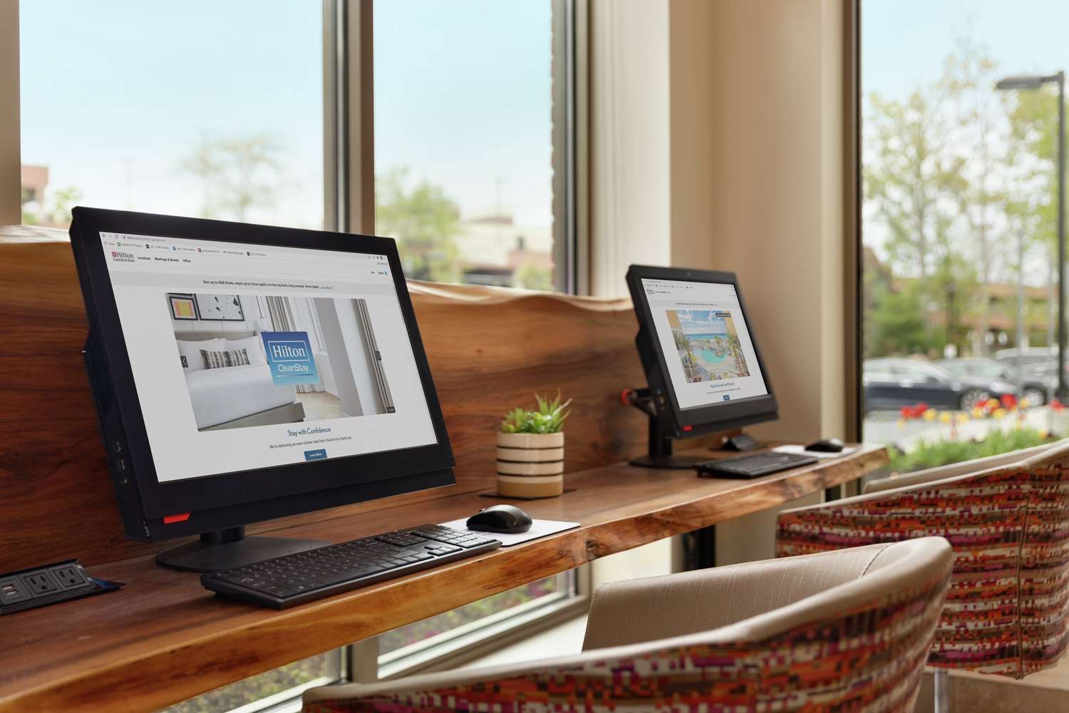 Фото Hilton Garden Inn Stony Brook