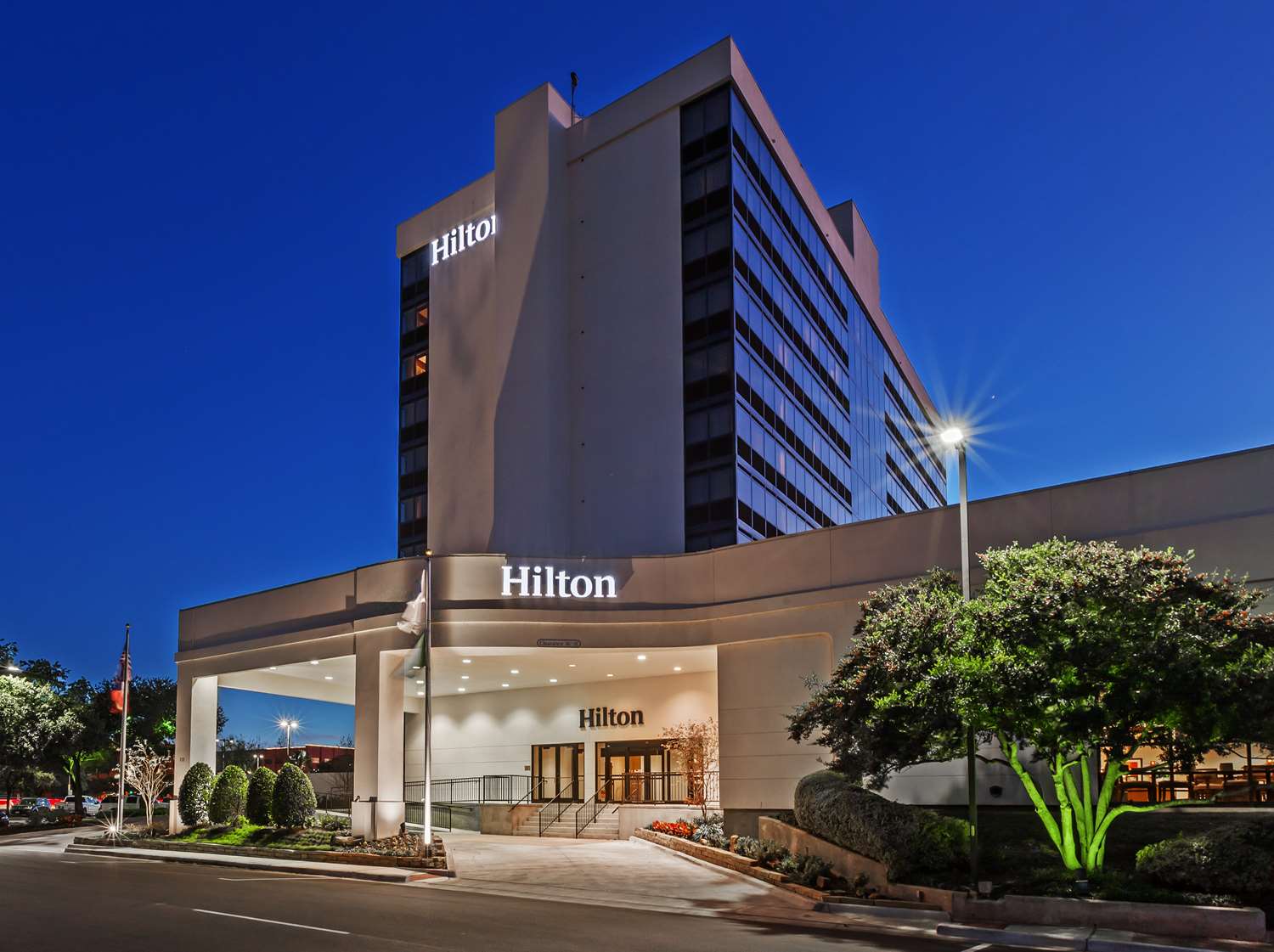 Фото Hilton Waco