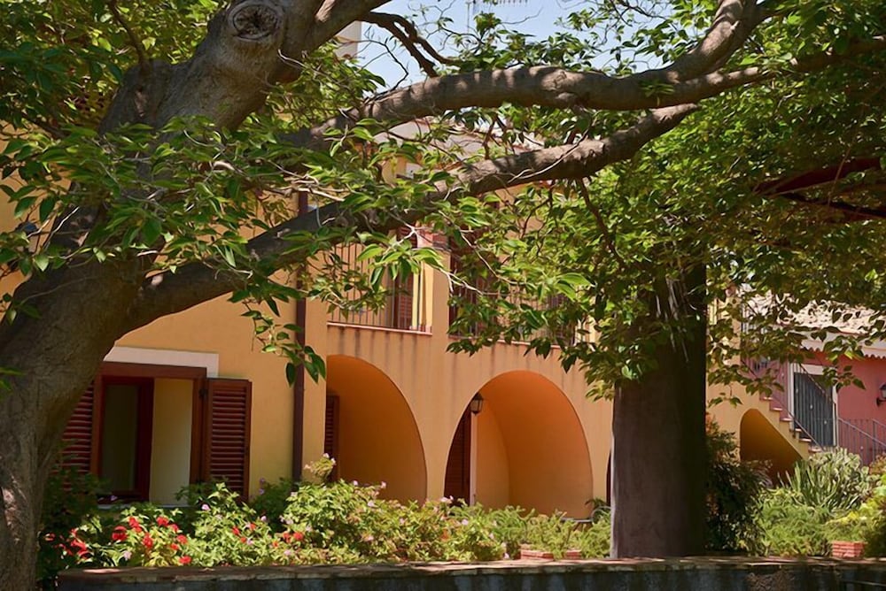 Фото La Terra del Mezzo