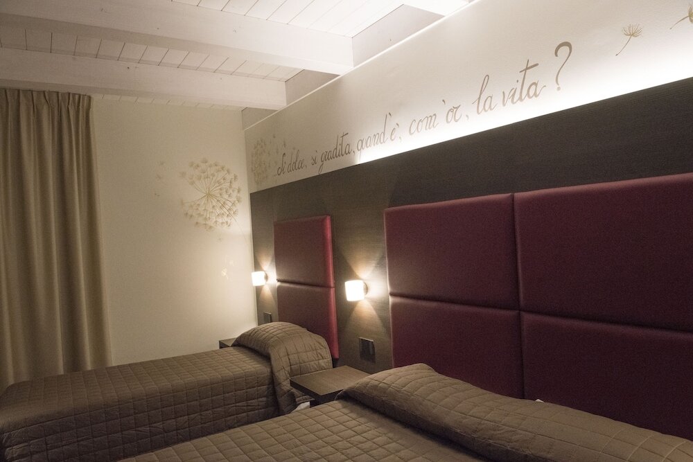 Фото Albergo Ristorante Pizzeria Tonino