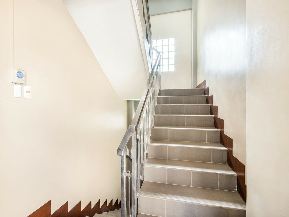 Фото Oyo 443 Maria Cristina Arcade Suites