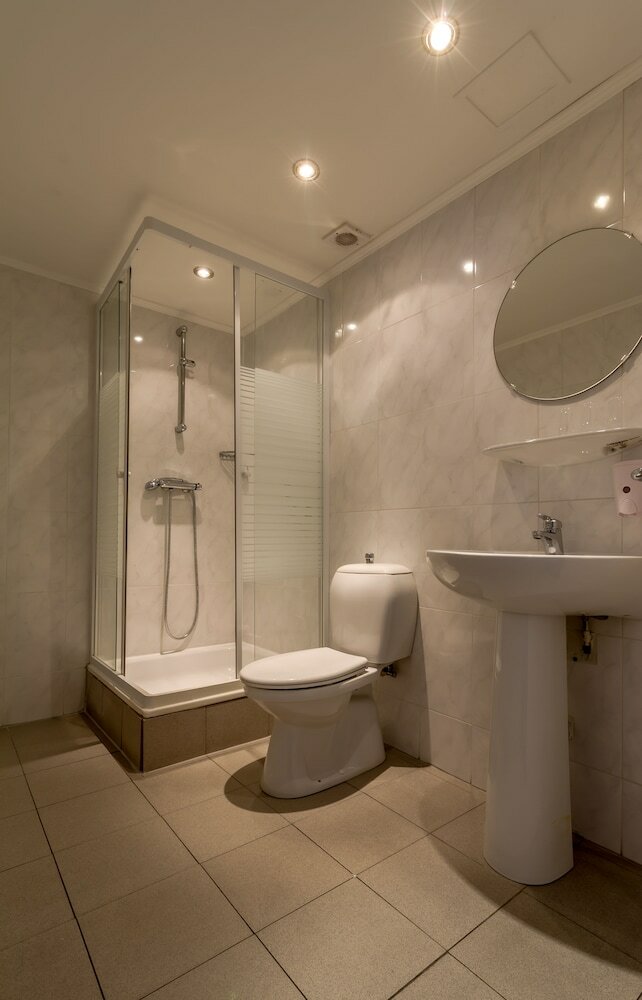 Фото Hotel Pension Randenbroek