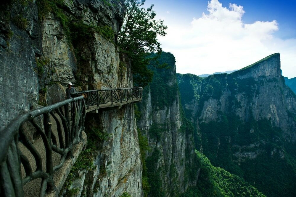 Фото Listening To The Rain Hall Inn