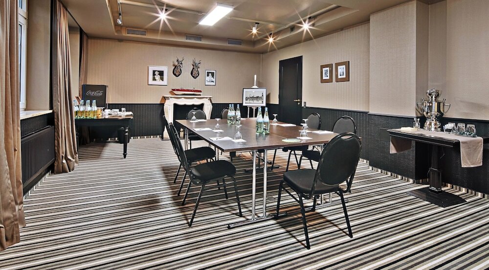 Фото Boutique Hotel Poppenbütteler Hof