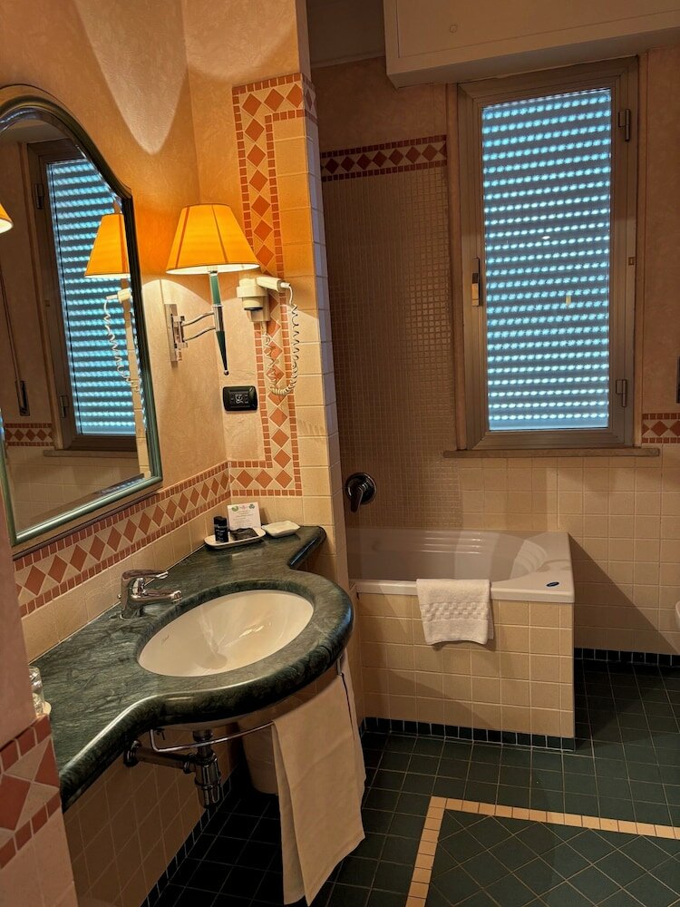 Фото Hotel Perugia Plaza