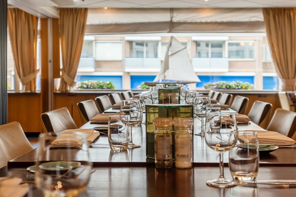 Фото Badhotel Scheveningen