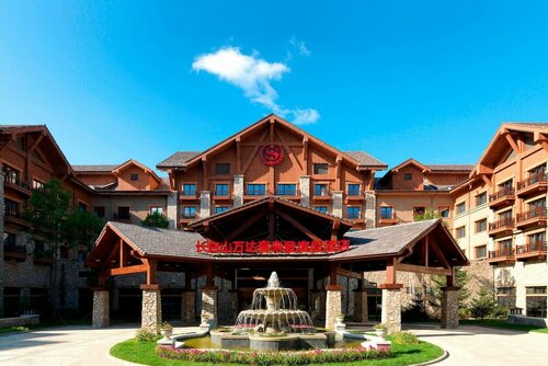 Гостиница Sheraton Changbaishan Resort в Гирине
