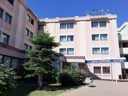Гостиница Hotel Kyriad Orly Aéroport Athis Mons в Палезо