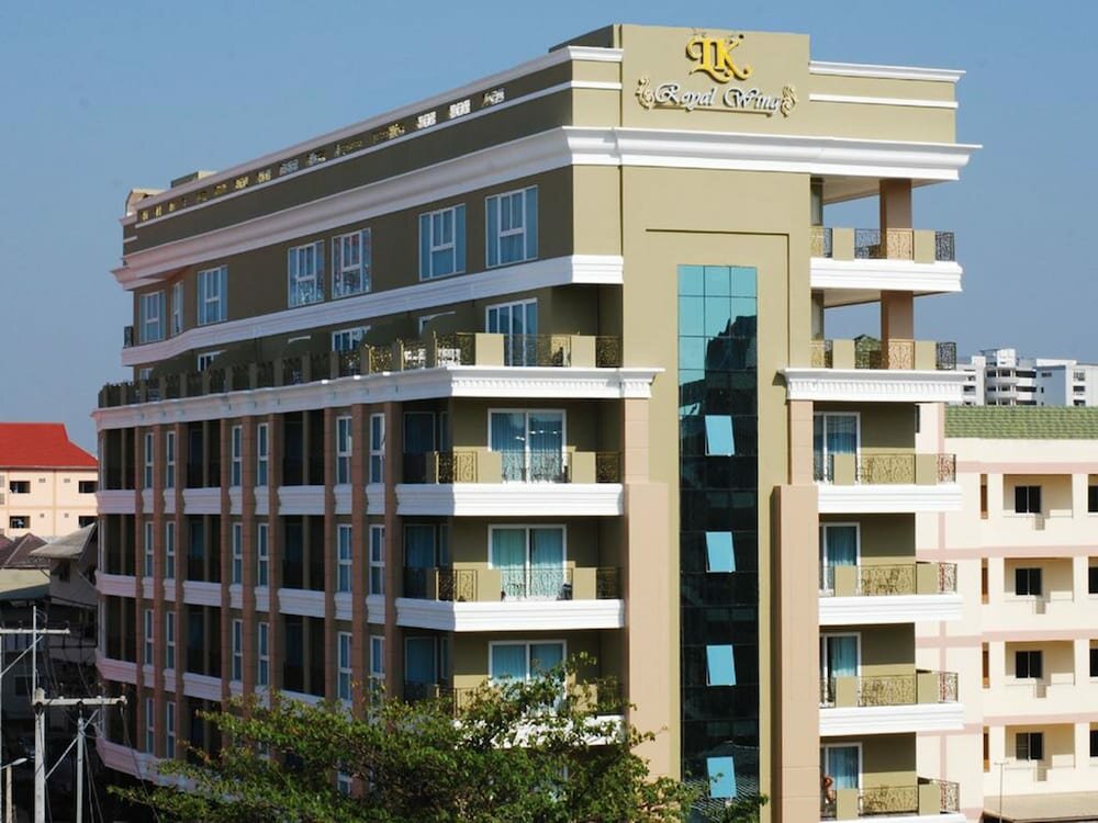 Hotel Lk Royal Wing, Pattaya, photo