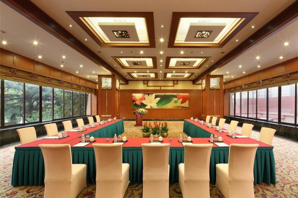 Фото Cypress Hotel Jin Jiang Shanghai