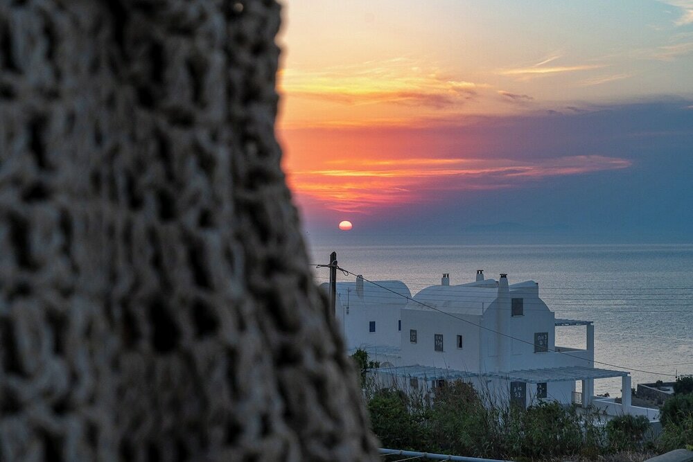 Фото Symmetry Suites