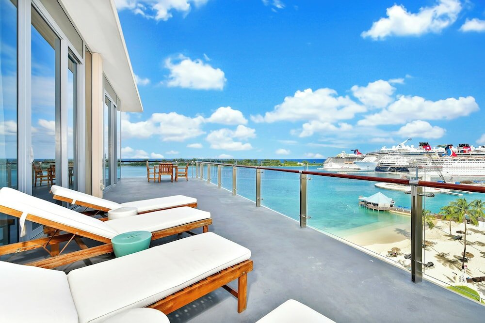 Фото Margaritaville Beach Resort Nassau