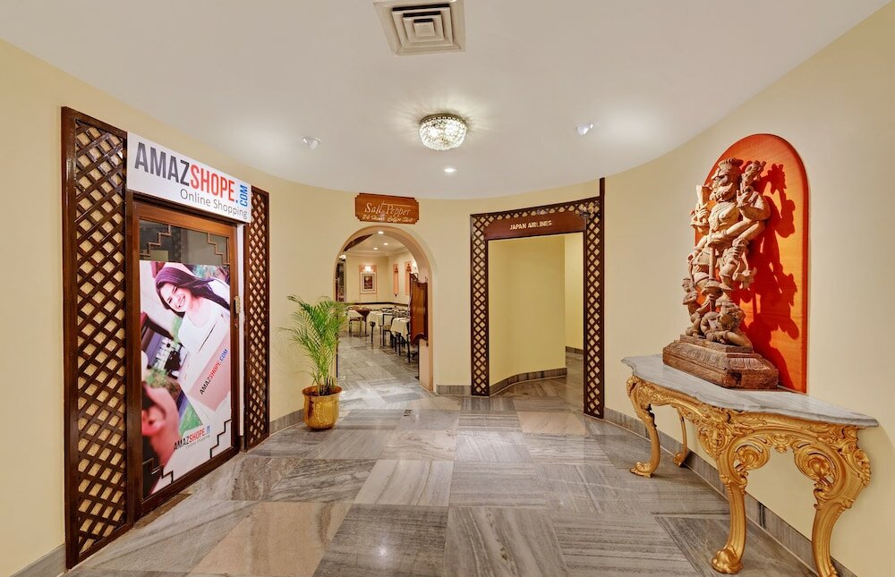 Фото Ambassador Pallava