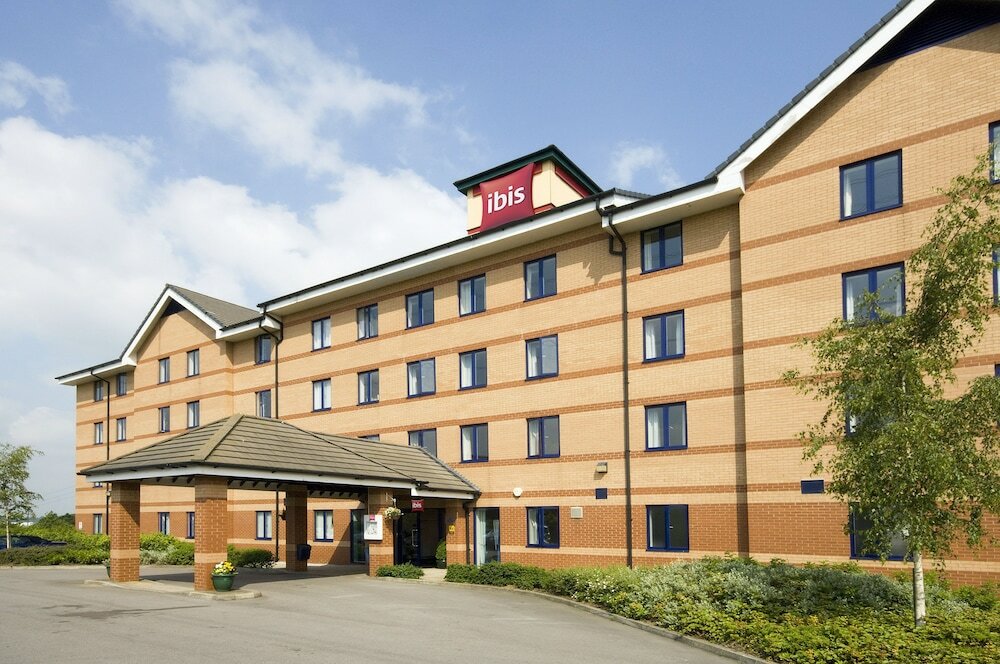 Фото Ibis Chesterfield Centre – Market Town