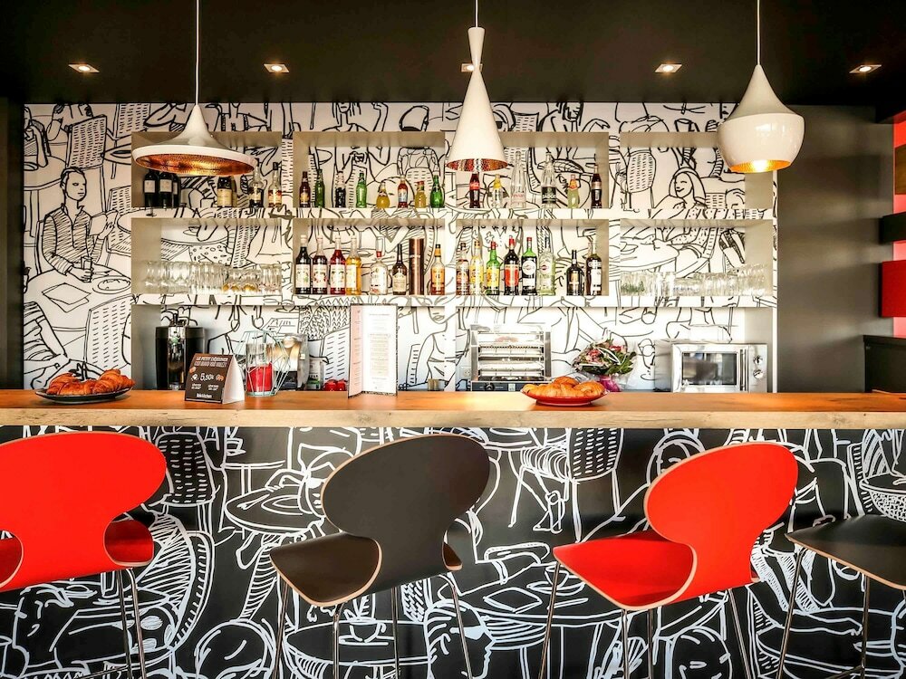 Фото Ibis Niort Est Mendes France