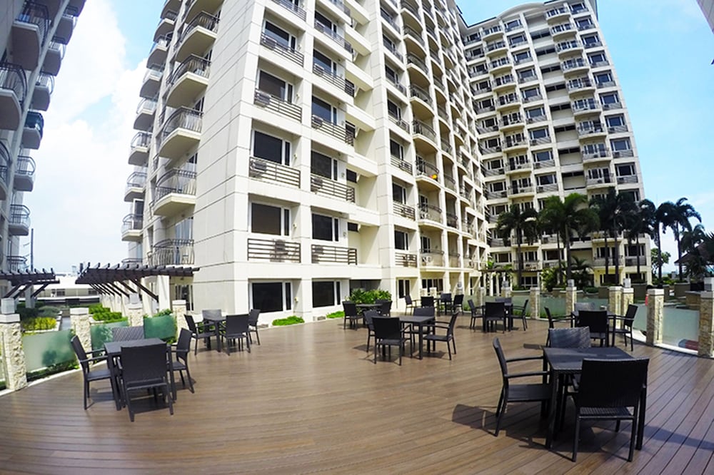 Фото Solemare Parksuites Condo R Us