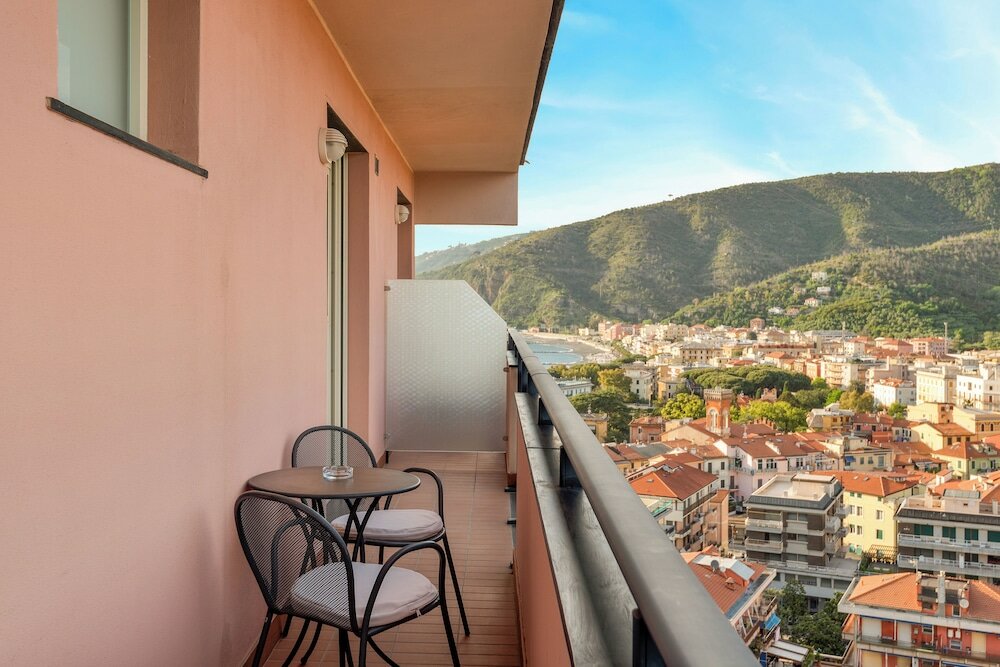 Фото Hotel Vis à Vis