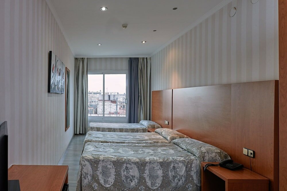 Фото Ramblas Hotel Barcelona