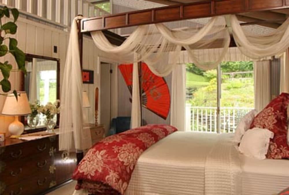 Фото Deerhill Inn